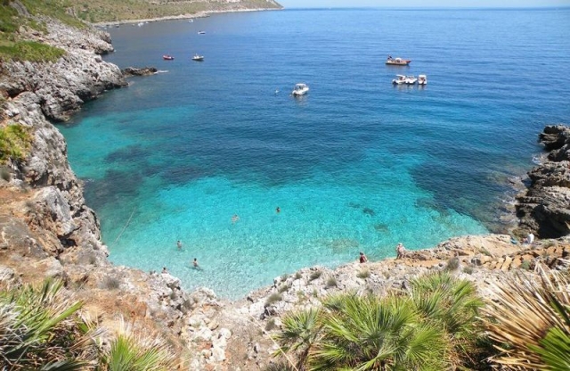  Cove in the reserve 